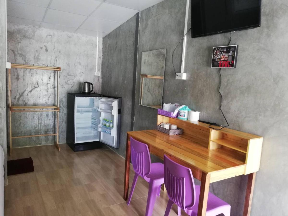 Banrimkhao Pakchong Villa Екстериор снимка