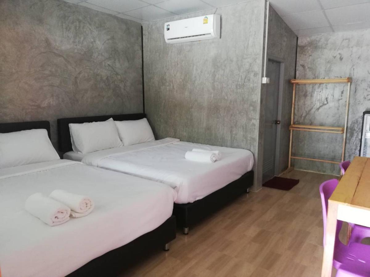 Banrimkhao Pakchong Villa Екстериор снимка
