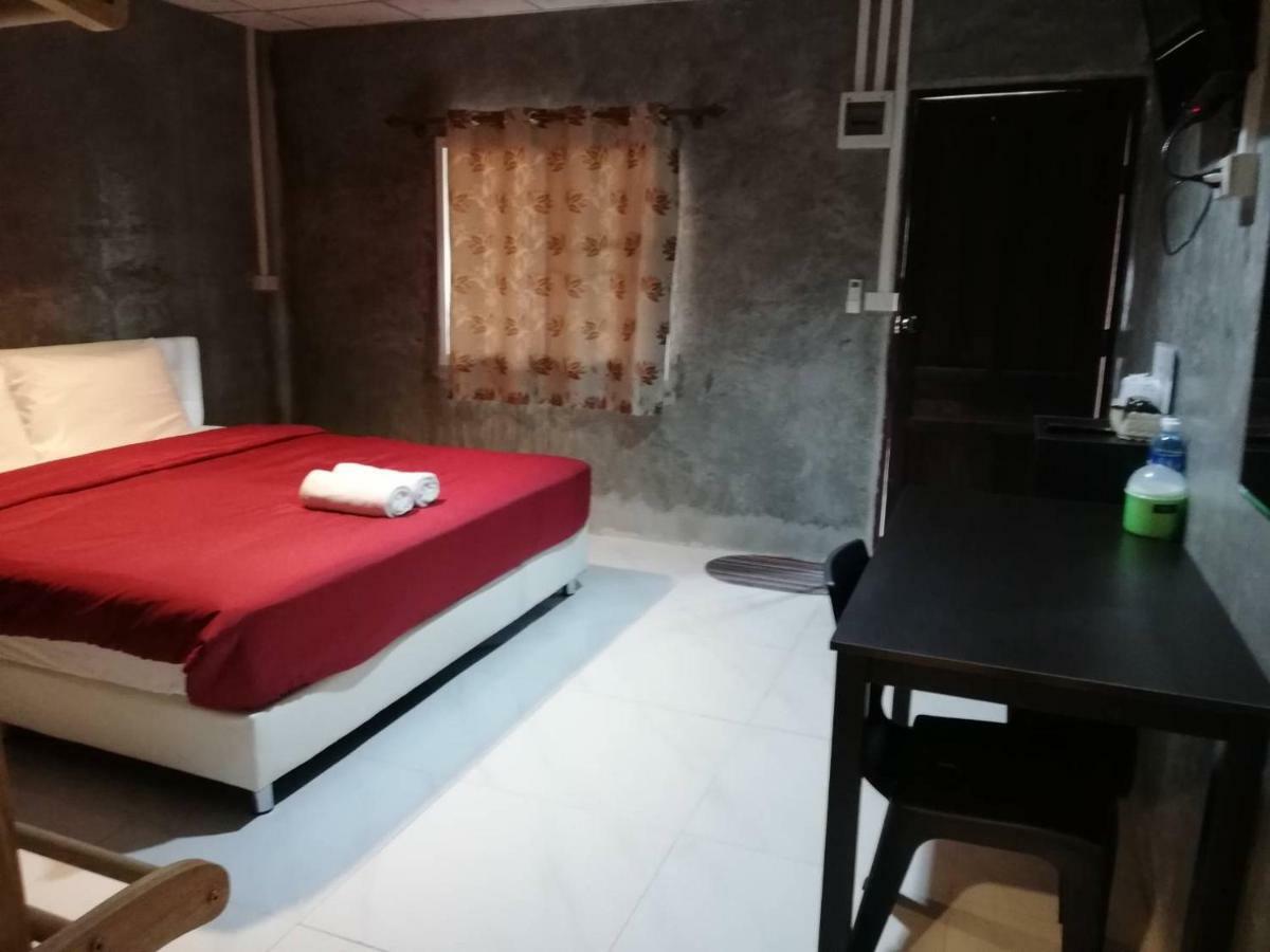 Banrimkhao Pakchong Villa Екстериор снимка