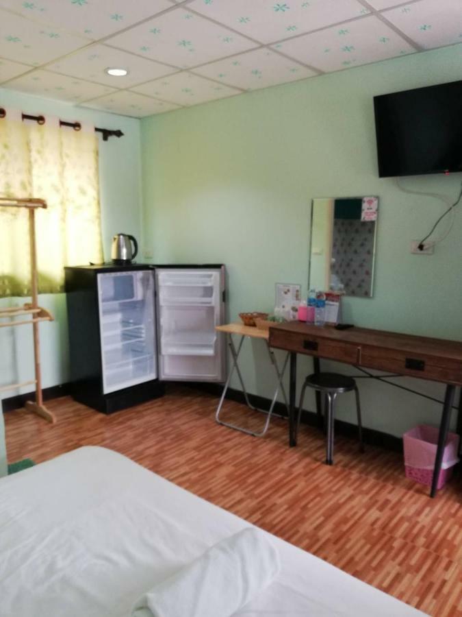 Banrimkhao Pakchong Villa Екстериор снимка